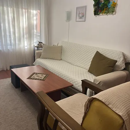 Two Bedroom Suny In Sunny *